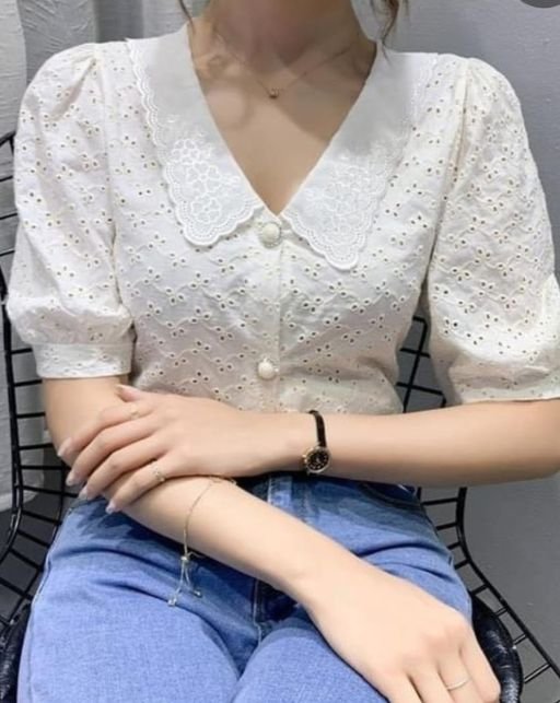 Women-coller-sefle top